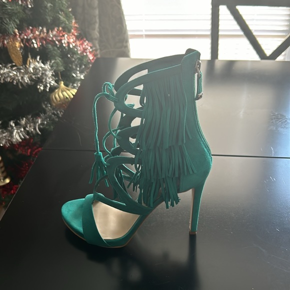Guess suede fringe heels - Picture 2 of 5